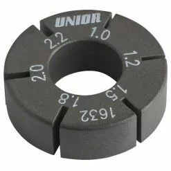 Clé De Calage Pour Rayons Plats UNIOR -1632 8 Clé De Calage Pour Rayons Plats UNIOR -1632 -Pas Cher Produits d'Entretien Magasin 600x600 125872 125872 1 main 1