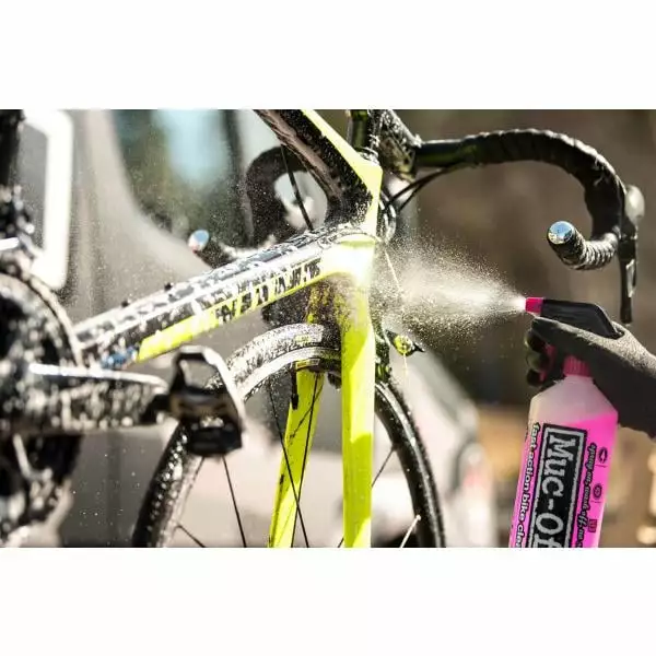 Recharge Concentrée De Nettoyant Vélo MUC-OFF NANO GEL CONCENTRATE (1 L Pour 4 L) 18 Recharge Concentrée De Nettoyant Vélo MUC-OFF NANO GEL CONCENTRATE (1 L Pour 4 L) – Image 16