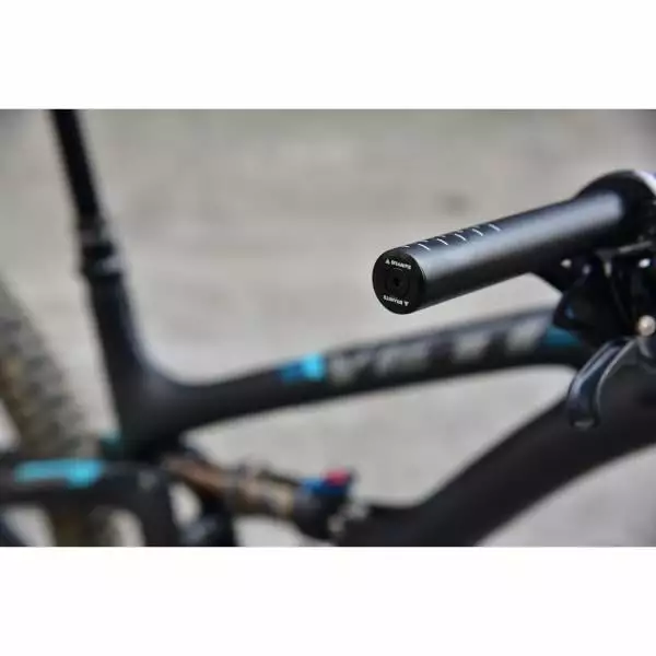 Kit De Réparation Tubeless Intégré GRANITE DESIGN CNC + 4 Mèches 14 Kit De Réparation Tubeless Intégré GRANITE DESIGN CNC + 4 Mèches – Image 12