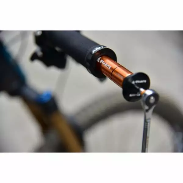 Kit De Réparation Tubeless Intégré GRANITE DESIGN CNC + 4 Mèches 6 Kit De Réparation Tubeless Intégré GRANITE DESIGN CNC + 4 Mèches – Image 4