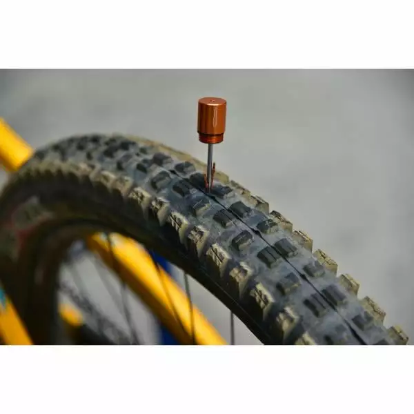 Kit De Réparation Tubeless Intégré GRANITE DESIGN CNC + 4 Mèches 7 Kit De Réparation Tubeless Intégré GRANITE DESIGN CNC + 4 Mèches – Image 5