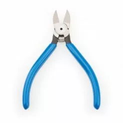 Pince Coupante PARK TOOL ZP-5 -Pas Cher Produits d'Entretien Magasin 600x600 259133 16528848275588 1