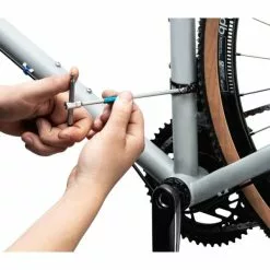 Clés Hexagonales Coulissantes PARK TOOL THH -Pas Cher Produits d'Entretien Magasin 600x600 259143 16358482154465 1