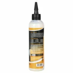 Liquide Préventif Anti-Crevaison CONTINENTAL REVOSEALANT (240 Ml) -Pas Cher Produits d'Entretien Magasin 600x600 98550 15996376558663 1